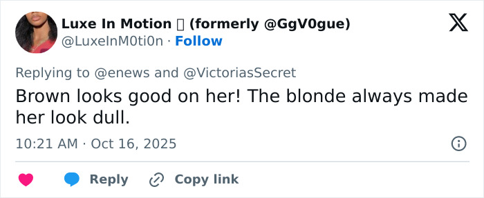 Victoria’s Secret Angel’s 'Unrecognizable' New Look Leaves Fans In Shock At Fashion Show Victoria’s Secret Angel’s 'Unrecognizable' New Look Leaves Fans In Shock At Fashion Show