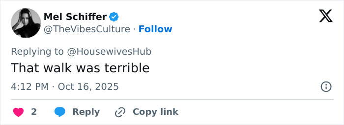 Tweet from Mel Schiffer criticizing Lisa Rinna&rsquo;s daughter&rsquo;s performance at the Victoria&rsquo;s Secret show.