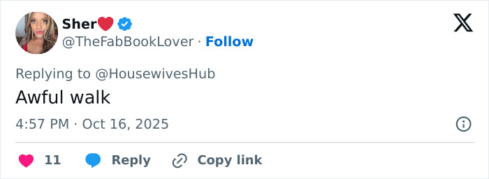 Tweet from user Sher reacting with the phrase awful walk to Lisa Rinna&rsquo;s daughter&rsquo;s Victoria&rsquo;s Secret show performance.