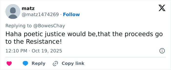 Chainsaw-Wielding Thieves Drop Priceless Crown Outside The Louvre In Bizarre Scooter Getaway