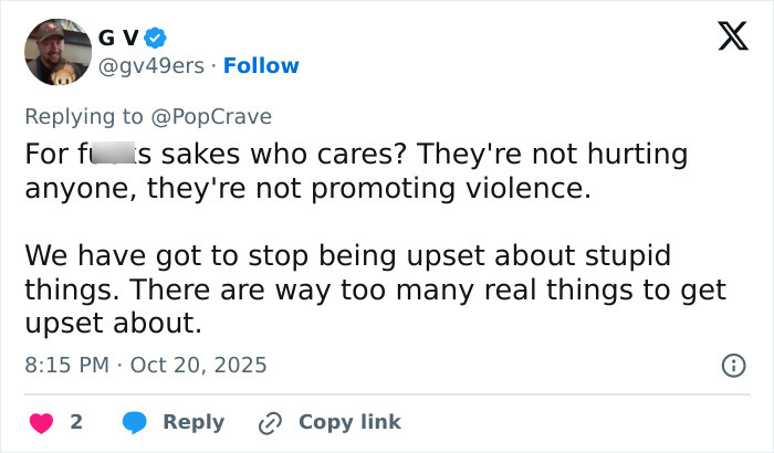 Screenshot of a social media reply defending Kristen Bell amid backlash over a triggering anniversary post.