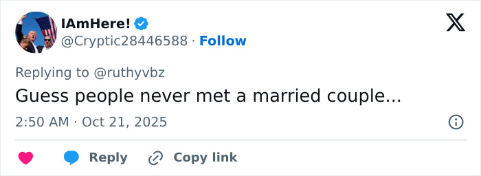 Tweet from user IAmHere! replying to @ruthyvbz, discussing reactions to Kristen Bell snubbing fans after triggering anniversary post.