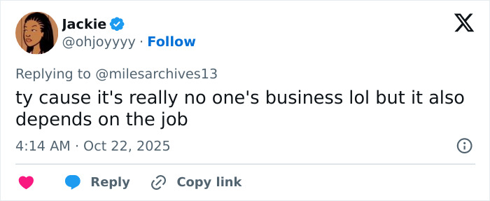 Screenshot of a Twitter reply discussing opinions amid fans clashing online over David Harbour cheating controversy.