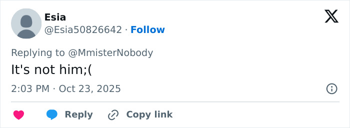 Screenshot of a social media comment disputing Bradley Cooper's radical makeover resembling Barry Manilow.