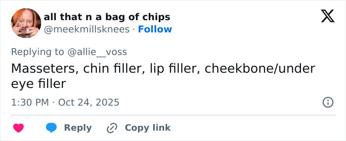 Tweet comment discussing Selena Gomez's face alterations in new music video, mentioning masseters, chin, lip, and cheek fillers. Tweet comment discussing Selena Gomez's face alterations in new music video, mentioning masseters, chin, lip, and cheek fillers.