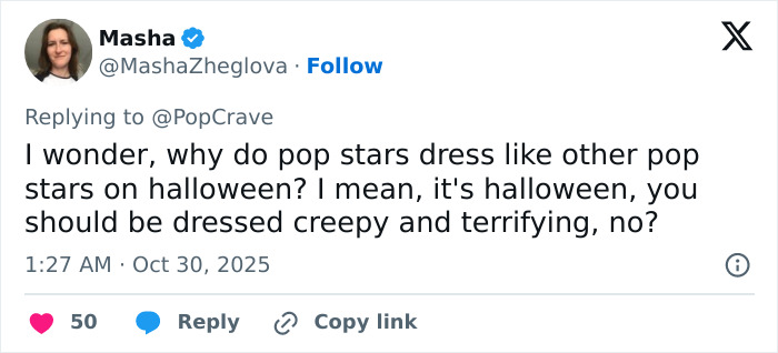 Tweet discussing pop stars dressing like other pop stars for Halloween, referencing Winnie Harlow and Whitney Houston backlash.