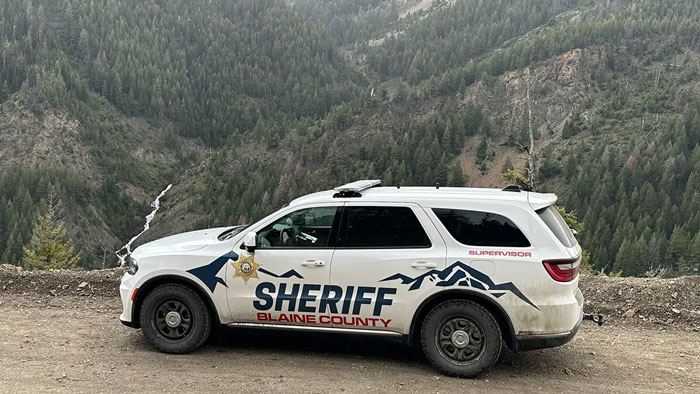 People Suspicious After Missing Hiker Was Found Roaming The Wilderness In Her Underwear