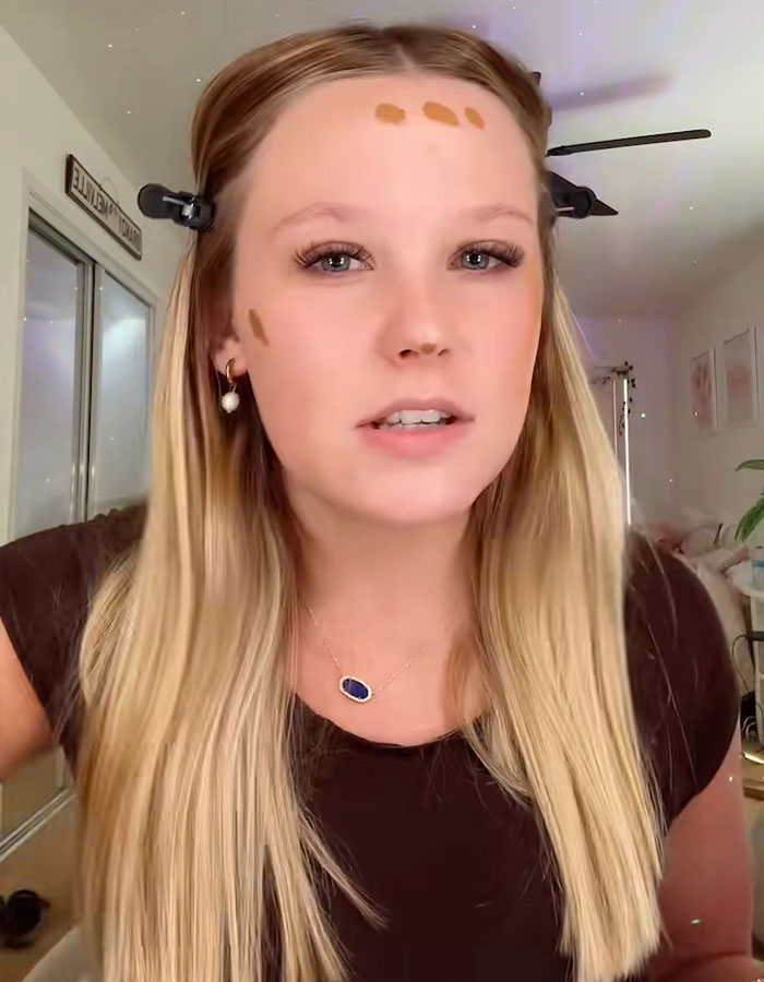 Girl Finds Out Why Her Boyfriend's 'Little Sister' Hates Her, And The Internet Is Speechless