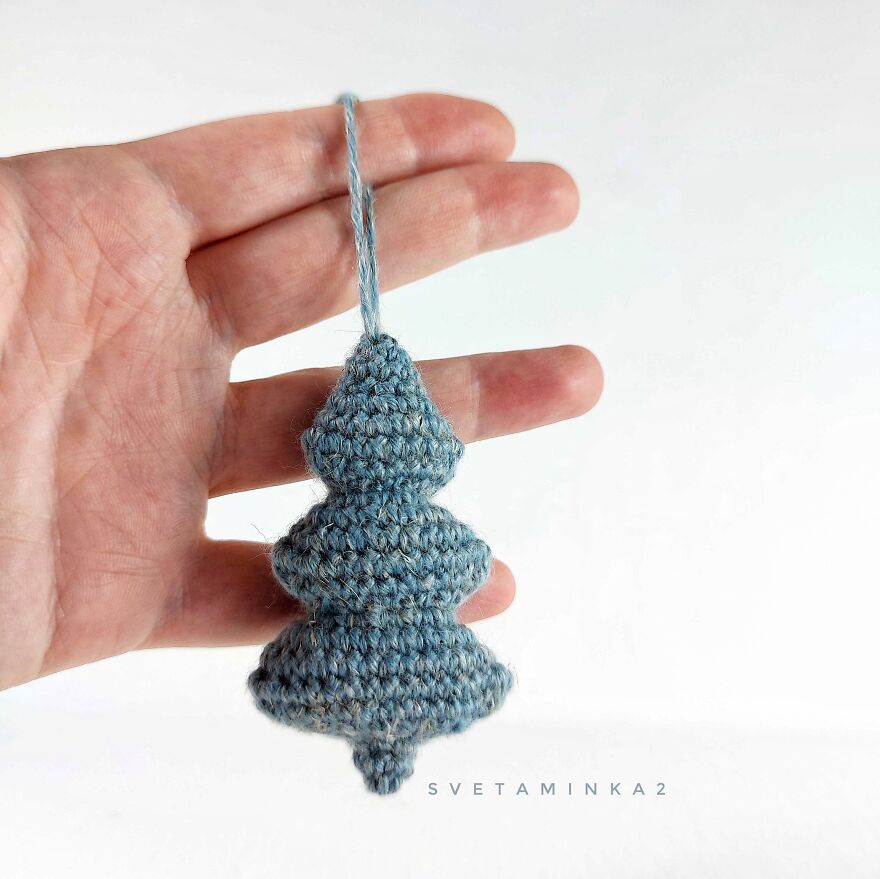 How A Failed Yarn Turned Into My Favorite Amigurumi Project - A Simple Crochet Christmas Tree. How A Failed Yarn Turned Into My Favorite Amigurumi Project - A Simple Crochet Christmas Tree.
