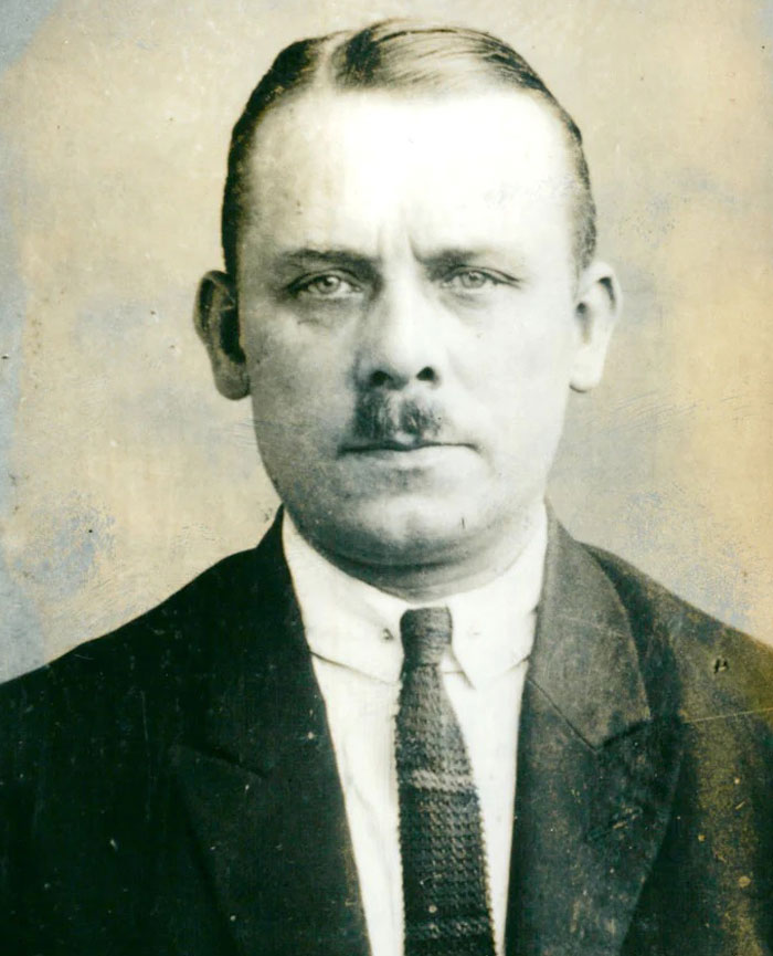 44 People Share The Most Disturbing Crimes That Happened Right On Their Doorstep