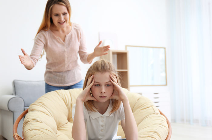 47 Stories That Reveal The Emotional Toll Of Growing Up With A Narcissistic Mom