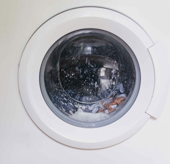 “He Went To Therapy”: 42 Daycare Workers Share The Shocking Family Secrets They Heard