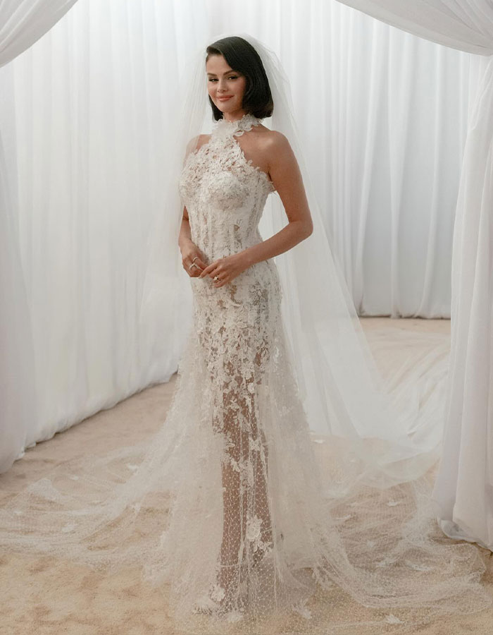 &ldquo;Poor Bieber&rdquo;: Selena Gomez&rsquo;s Wedding Photo Dump Has Everyone Talking