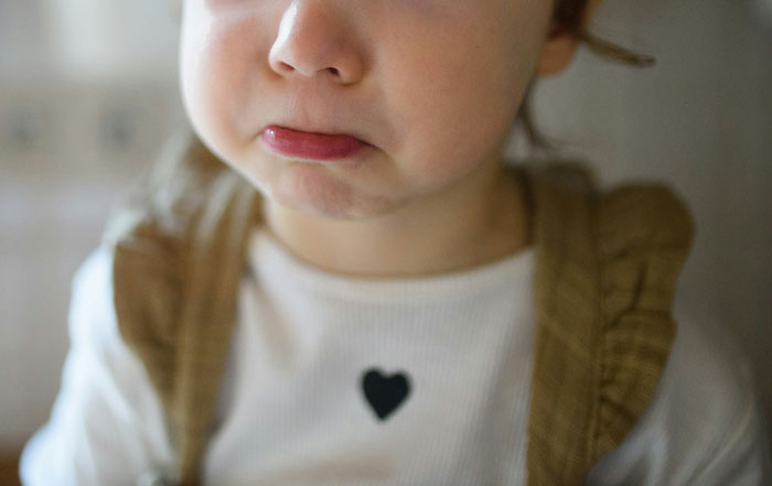 “He Went To Therapy”: 42 Daycare Workers Share The Shocking Family Secrets They Heard