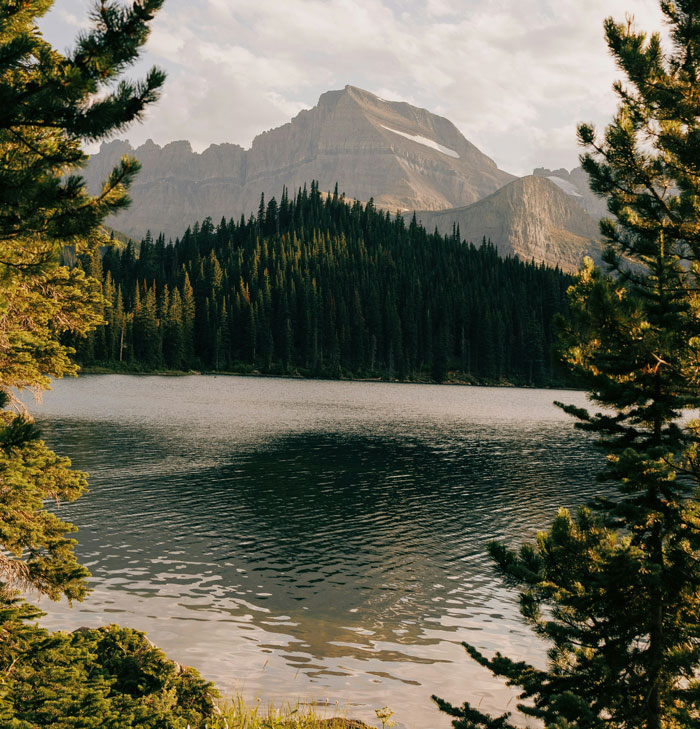 “I Got Fired The Next Day”: 49 Unexpected And Awkward Times People Saw Something They Weren’t Supposed To