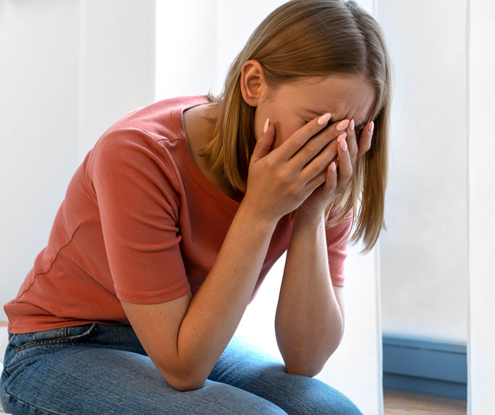 “He Went To Therapy”: 42 Daycare Workers Share The Shocking Family Secrets They Heard