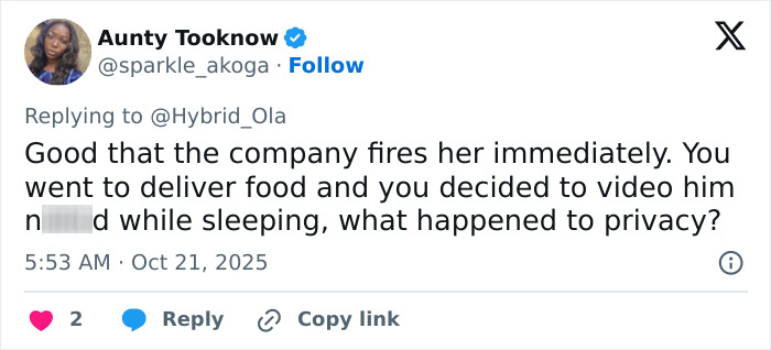 "He Should Sue Her": Woman Fired For Exposing Customer With No Underwear, Sparks Heated Debate "He Should Sue Her": Woman Fired For Exposing Customer With No Underwear, Sparks Heated Debate