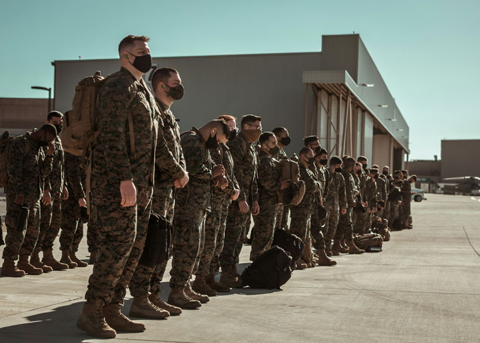 “I Got Fired The Next Day”: 49 Unexpected And Awkward Times People Saw Something They Weren’t Supposed To