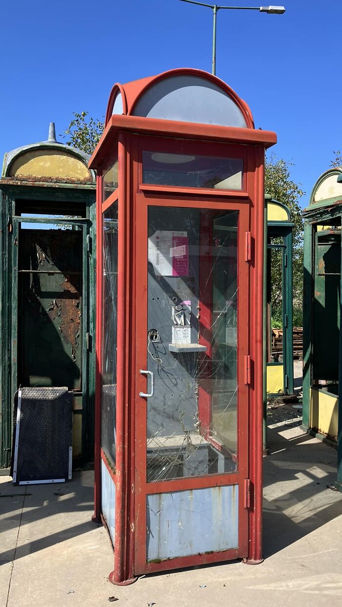 I Turned An Old Phone Booth Into A Modern Closet