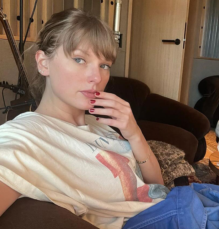 Taylor Swift's New Album Torn Apart For Allegedly Promoting Racism, Homophobia, And More Taylor Swift's New Album Torn Apart For Allegedly Promoting Racism, Homophobia, And More