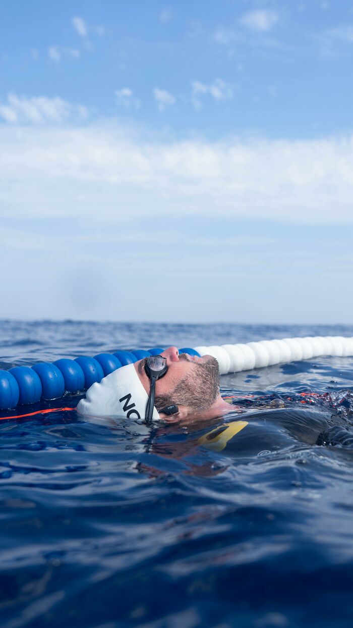 Man Who Swam For 110 Miles Without Sleeping Reveals "Intense" Hallucinatory Experience
