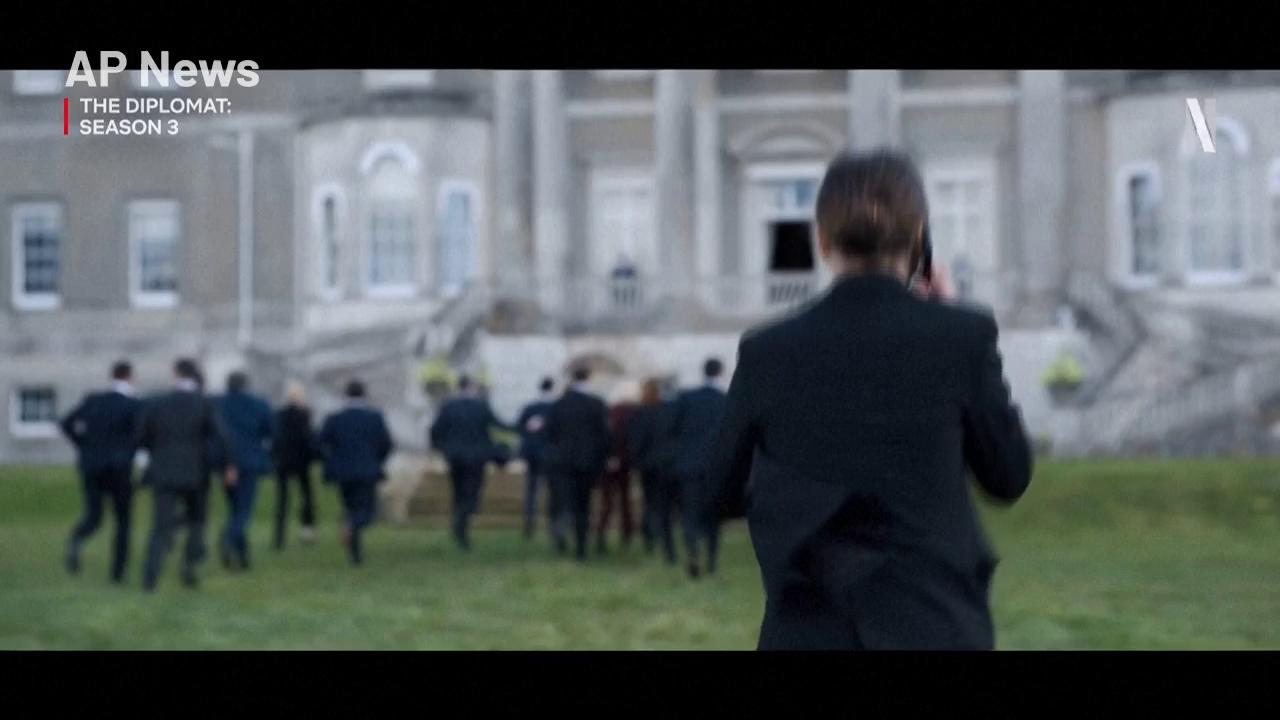 "Weird Thing Being A Woman": Keri Russell, 49, Slams Hollywood's Growing Plastic Surgery Trend