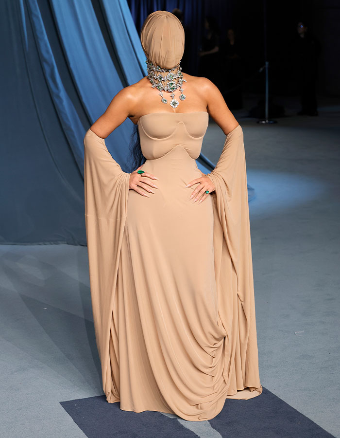 "Someone Got More Plastic Surgery": Kim Kardashian's Horrifying Mask Goes Viral And Cracks The Internet