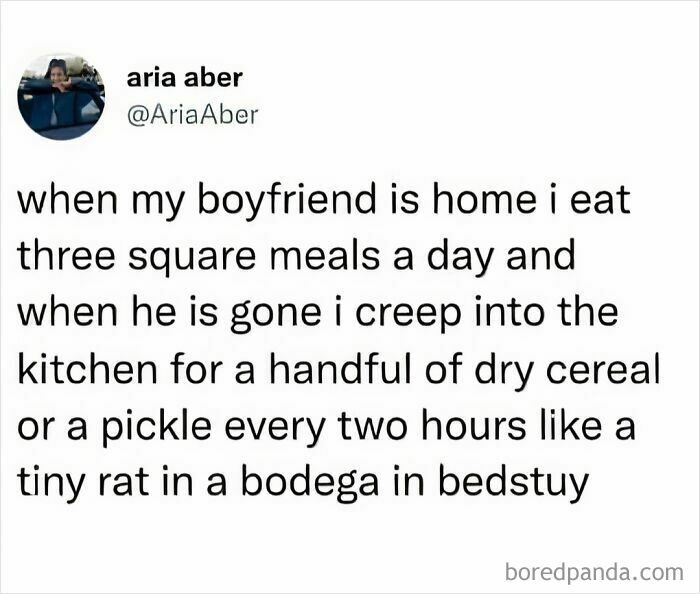 Text post humor about eating habits, relatable serotonin boost content from daily life shared online.