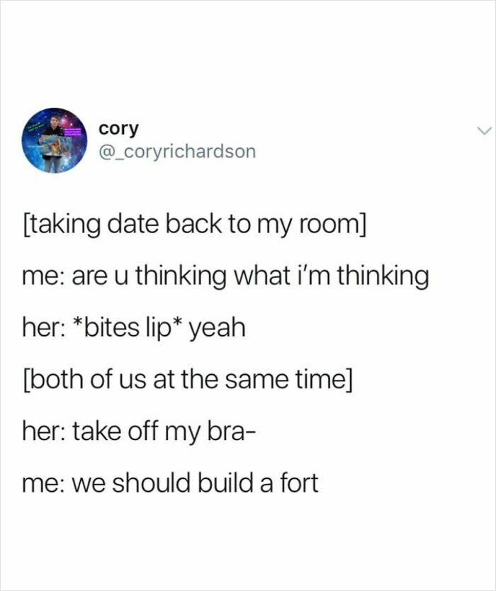 Tweet showing chaotic humor with a playful conversation about building a fort instead of romance, captured in funny tweets.