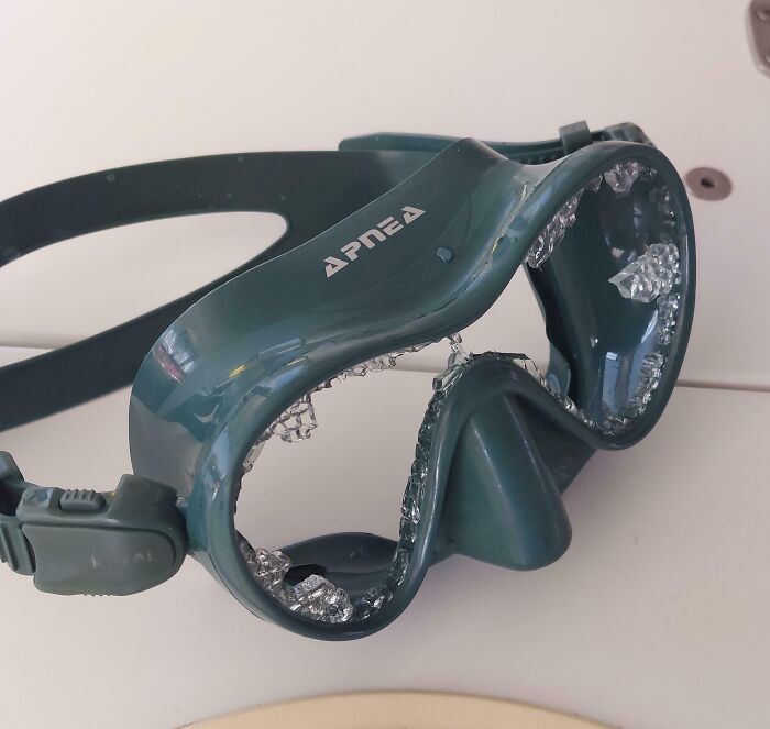 Broken diving goggles with shattered lenses, a mildly infuriating thing that tested people’s patience.