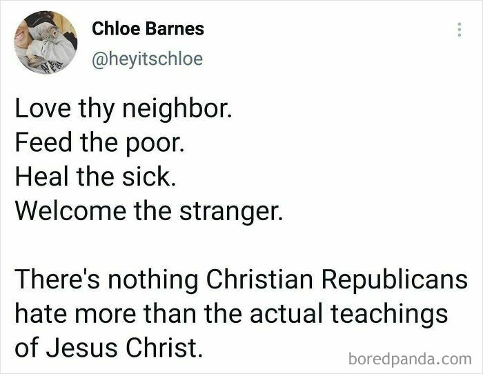 Tweet highlighting facepalm moments showcasing the absence of basic logic and common sense in society.