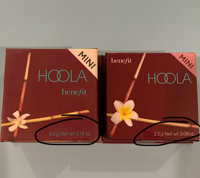 Two Benefit Hoola bronzer mini boxes side by side, showing different net weights as an example of sneakflation.