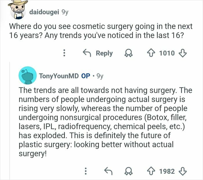 Reddit Q&A about plastic surgery trends highlighting growth in nonsurgical cosmetic procedures over traditional cosmetic work.