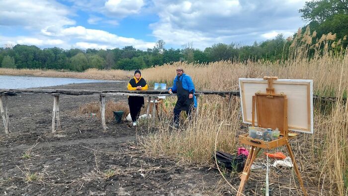 Painting On The Edge: Creating Art In The Frontline Zone Of Ukraine