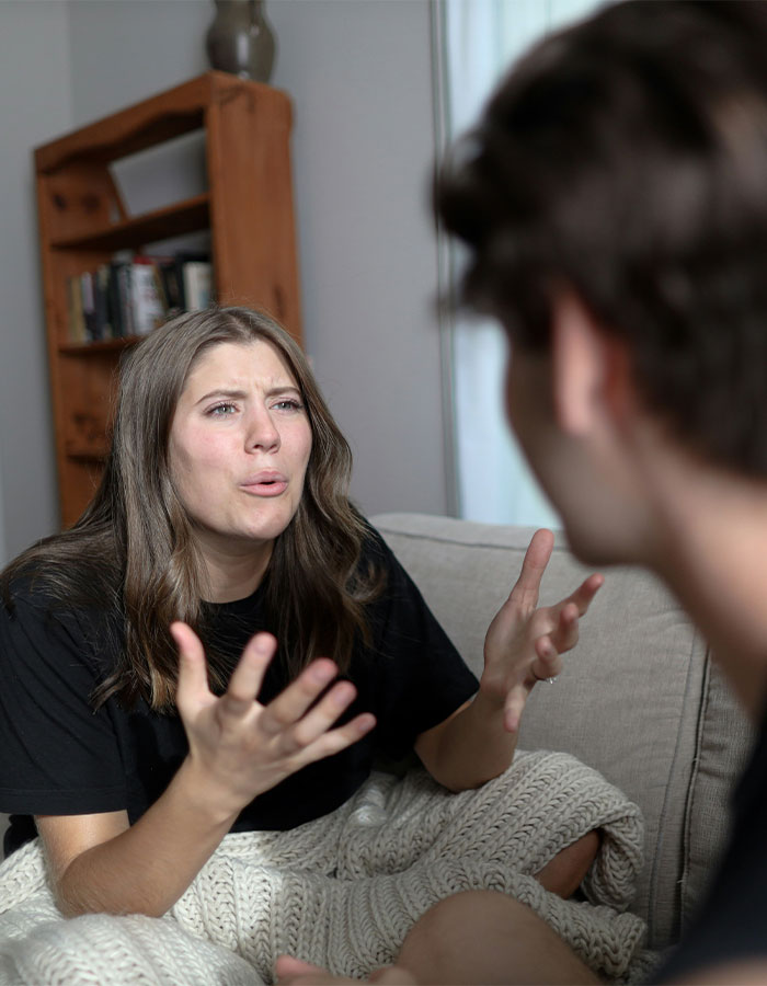 Girl Finds Out Why Her Boyfriend's 'Little Sister' Hates Her, And The Internet Is Speechless