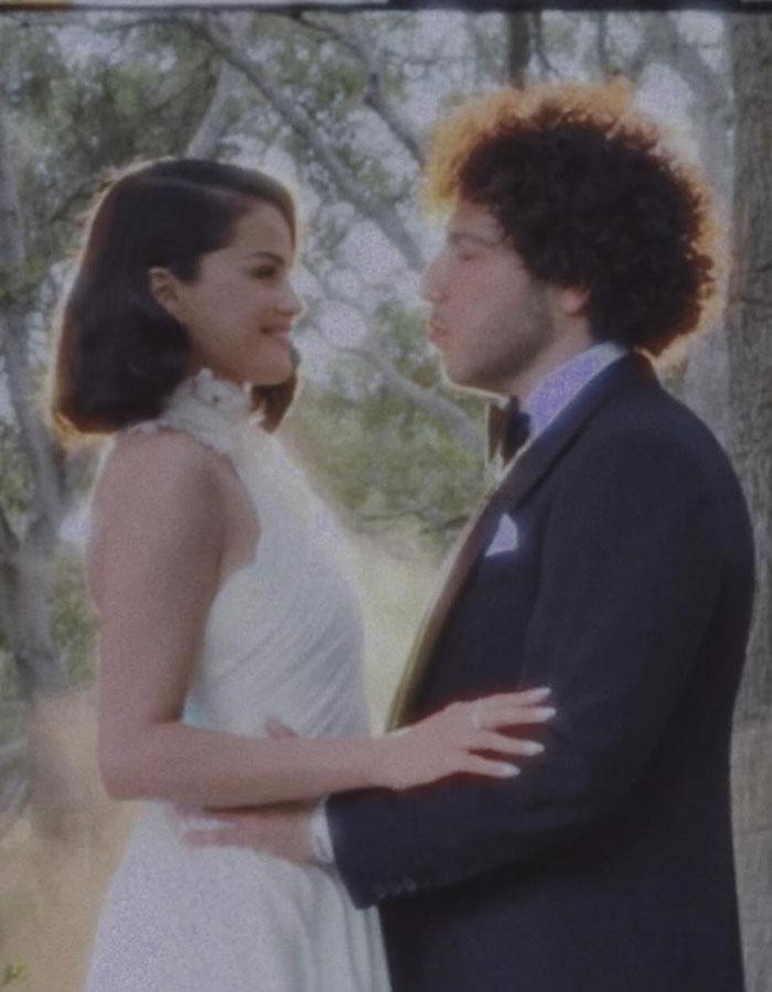 &ldquo;Poor Bieber&rdquo;: Selena Gomez&rsquo;s Wedding Photo Dump Has Everyone Talking