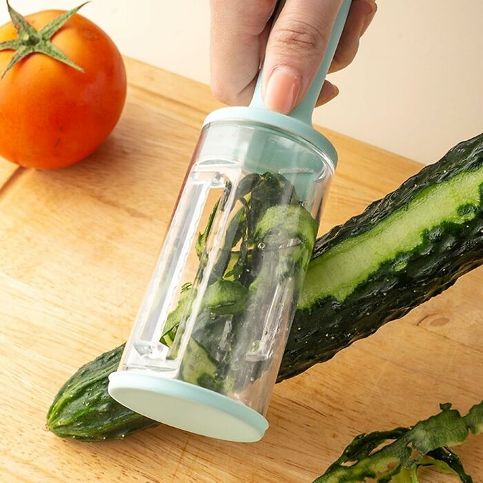  Your Kitchen Counter Will No Longer Look Like A Jackson Pollock Painting Made Of Potato Skins Thanks To This No-Mess Veggie Peeler 