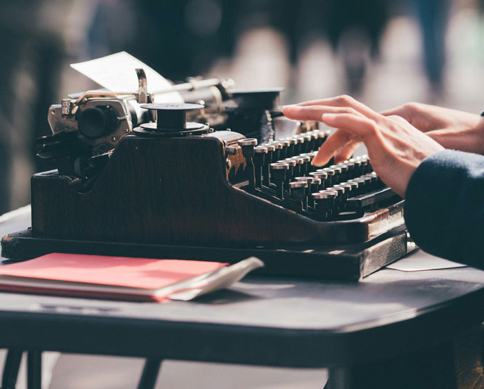 “He Went To Therapy”: 42 Daycare Workers Share The Shocking Family Secrets They Heard