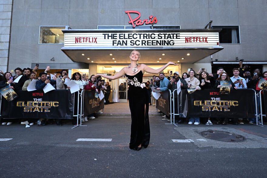 Mega Netflix Paychecks Fuel Millie Bobby Brown’s Net Worth Boom In 2025 Mega Netflix Paychecks Fuel Millie Bobby Brown’s Net Worth Boom In 2025