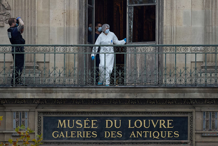 Two Arrested In $100M Louvre Jewel Heist, One Tried To Make A Run For It At The Airport