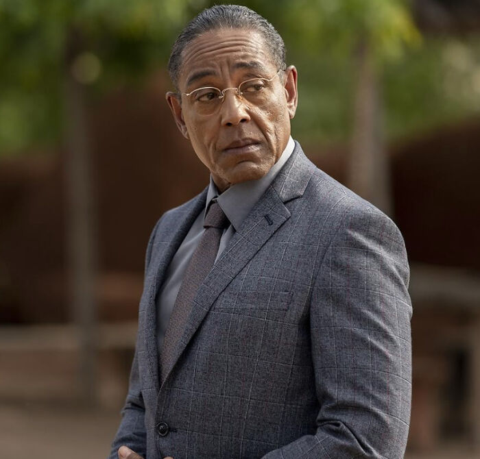 “Fired For Looking At Her”: 44 People Who Met Celebrities Reveal What They’re Actually Like