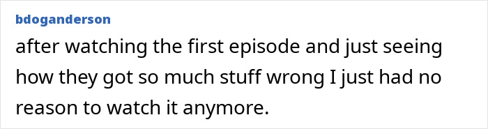 Screenshot of a social media comment criticizing inaccuracies in Netflix&rsquo;s Monster The Ed Gein Story after episode one.