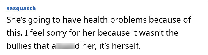 Comment post expressing concern about a mom who got her ribs broken to make her waist smaller, fearing health issues.