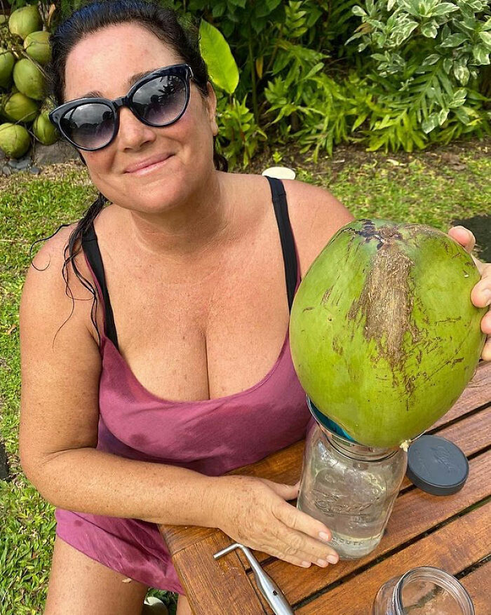 Pierce Brosnan's wife shows off slimmer-than-ever frame at 62, smiling outdoors with sunglasses and a fresh coconut drink. Pierce Brosnan's wife shows off slimmer-than-ever frame at 62, smiling outdoors with sunglasses and a fresh coconut drink.