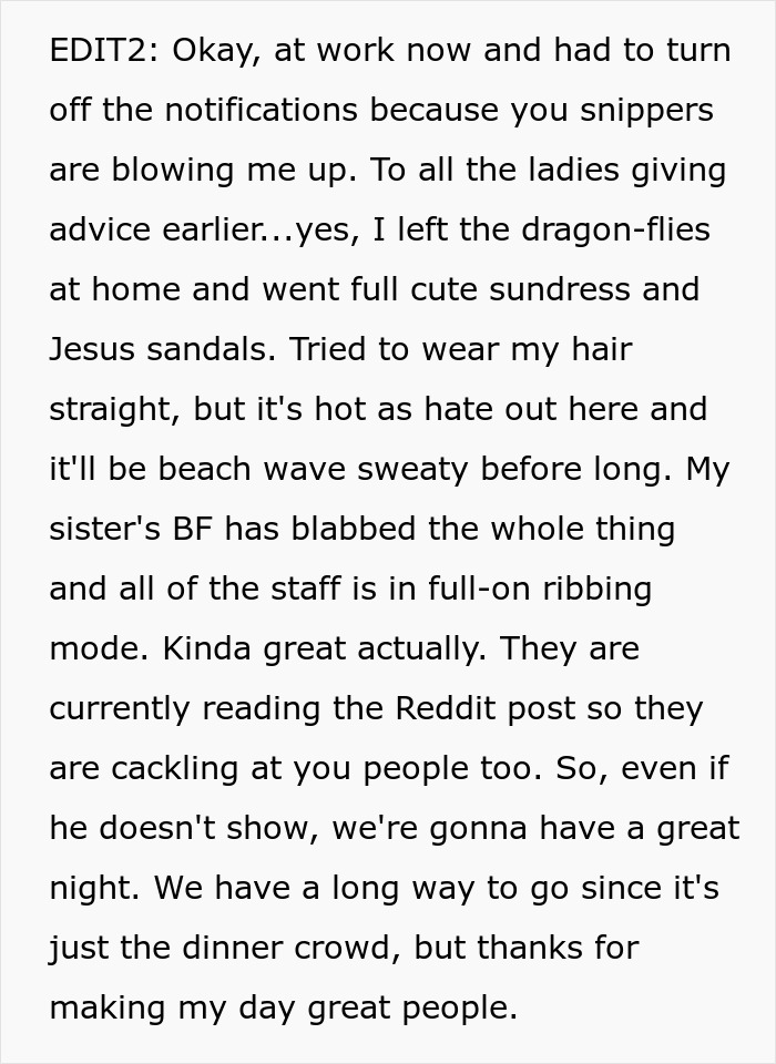 Alt text: Woman's story about wrongly trying to save elite military diver and unexpectedly scoring a date despite embarrassment