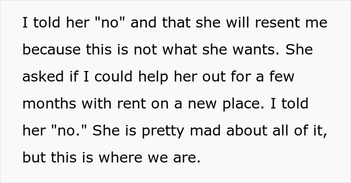 Text excerpt showing a woman demanding combined income while boyfriend refuses, causing tension over money issues. Text excerpt showing a woman demanding combined income while boyfriend refuses, causing tension over money issues.