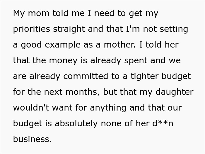 Text excerpt showing a single mom discussing budget struggles after spending thousands on plastic surgery and expecting support.