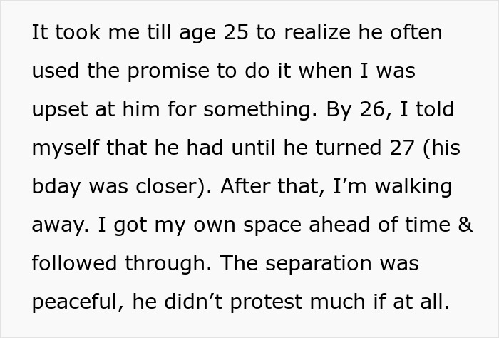 Text excerpt showing a woman reflecting on a past relationship and a promise before deciding to walk away peacefully.