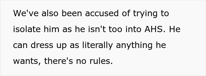 Text discussing a guy feeling uncomfortable with his girlfriend&rsquo;s friends&rsquo; Halloween costume, highlighting masculinity so fragile.