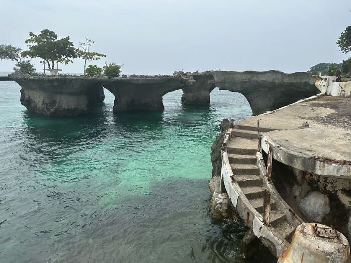 In Honor Of Spooky Season And My Questionable Travel Choices, I Went Solo To 3 Ghostly Resort Towns